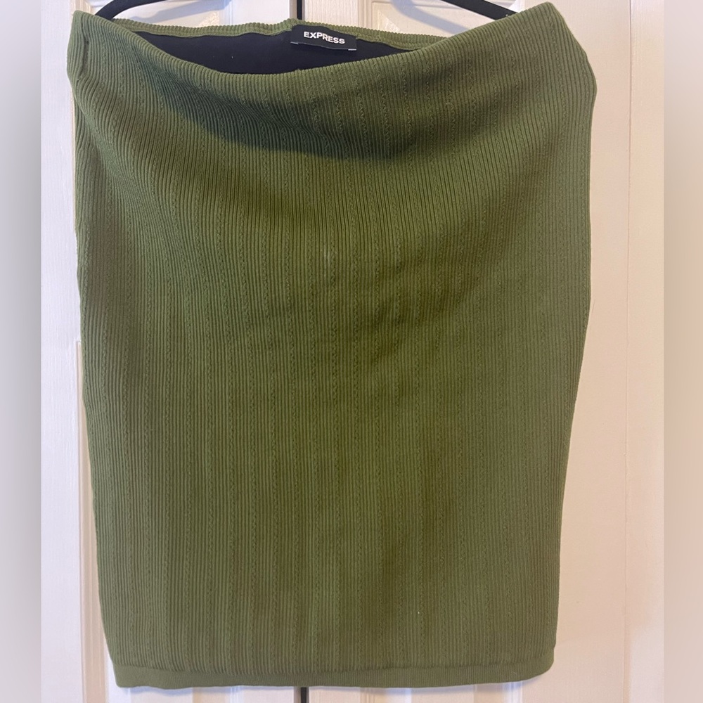 Express Green Skirt - Picture 1 of 5